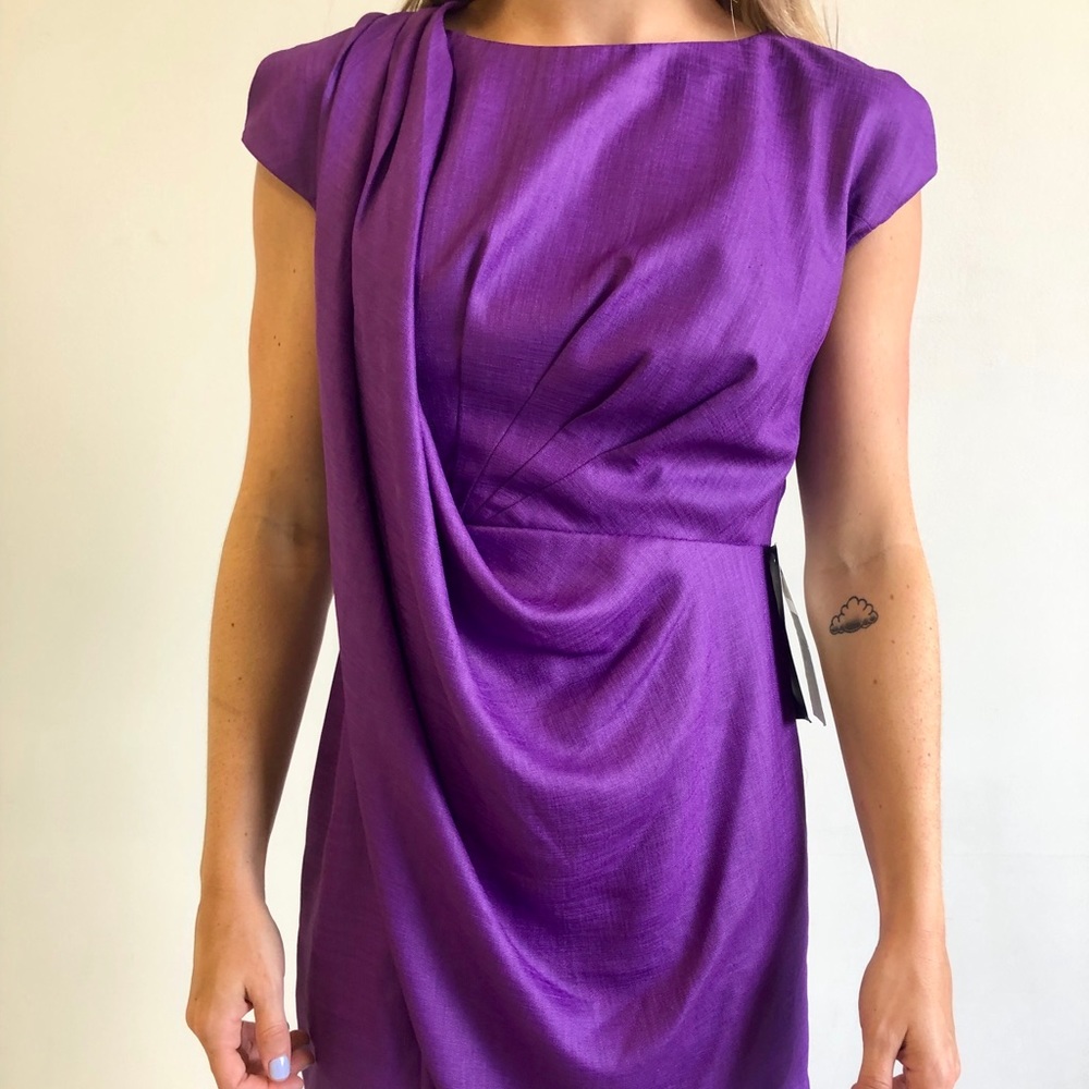 Dress - Picture 2 of 8